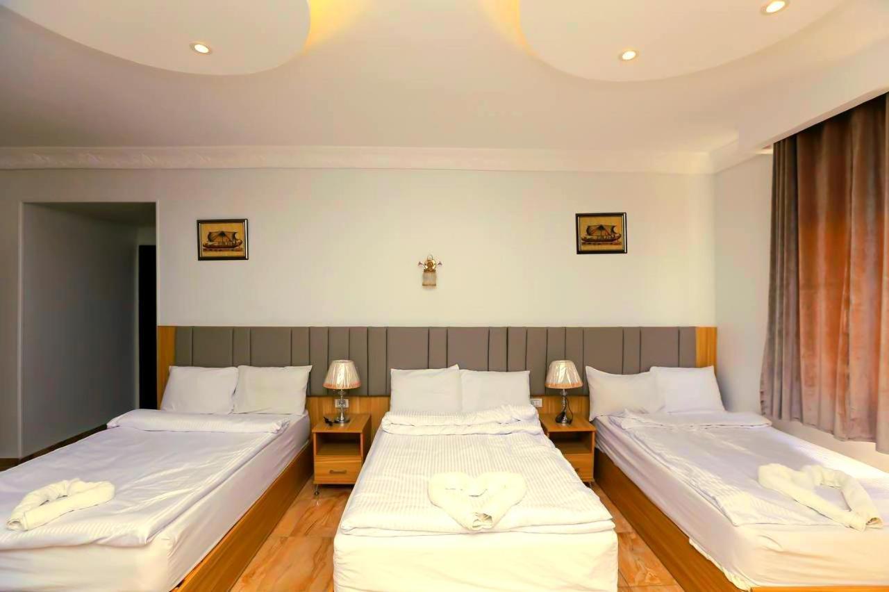 Magic Pyramid Hotel