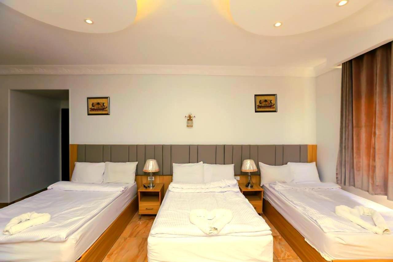 Hotel Magic Pyramid