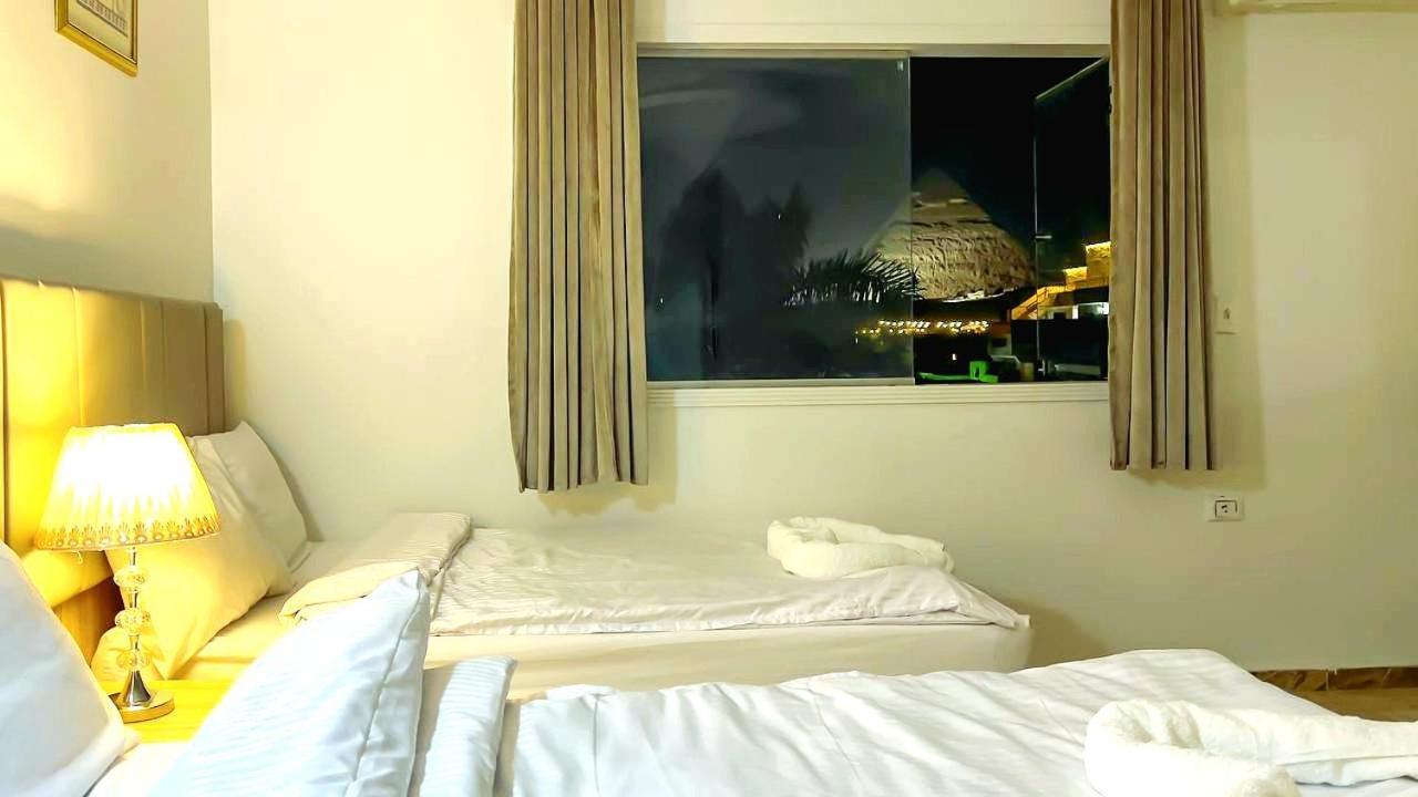 Magic Pyramid Hotel Kairo